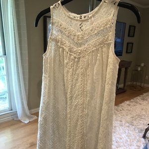 White Summer Dress with Detailed Lace / Applique - NWOT!!